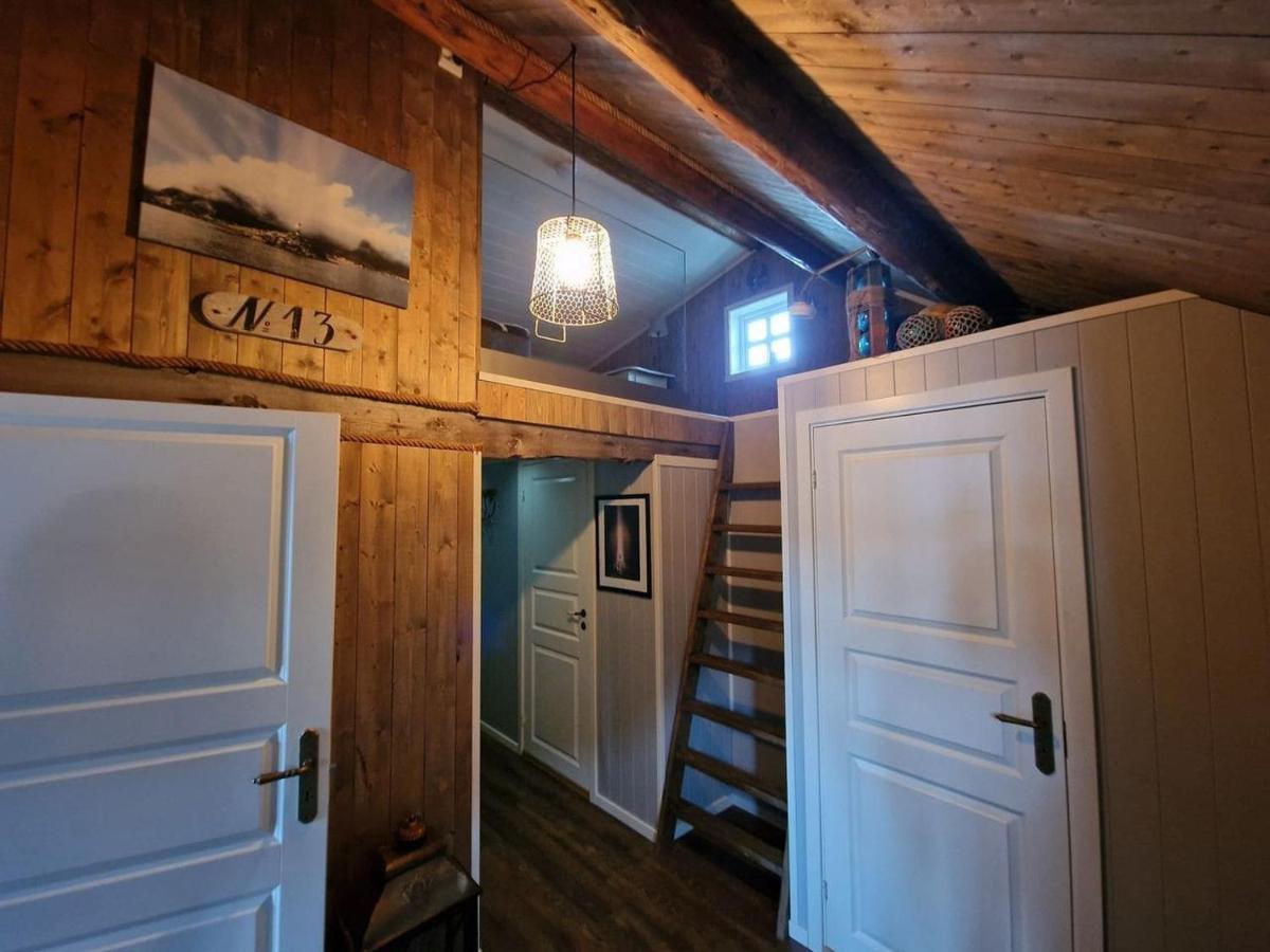 Holiday home Autentisk Rorbu Moskenes